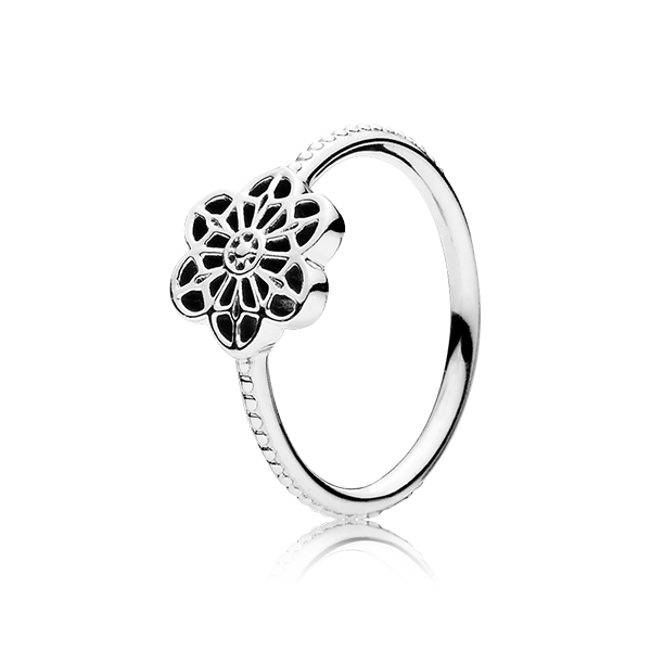 Floral Daisy Lace Ring